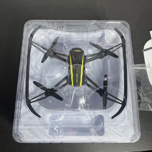 Navigator U31W Drone Designed by Drocon - Drone and Extra Propellors - Picture 2 of 4